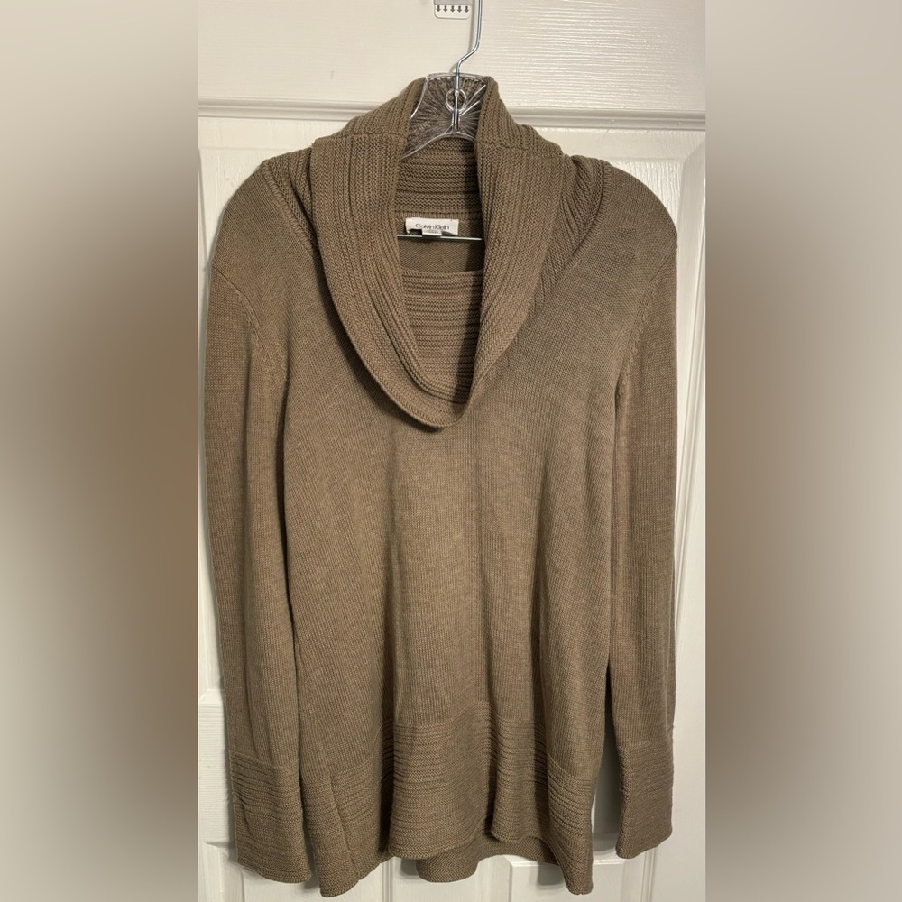 Calvin Klein Sweater